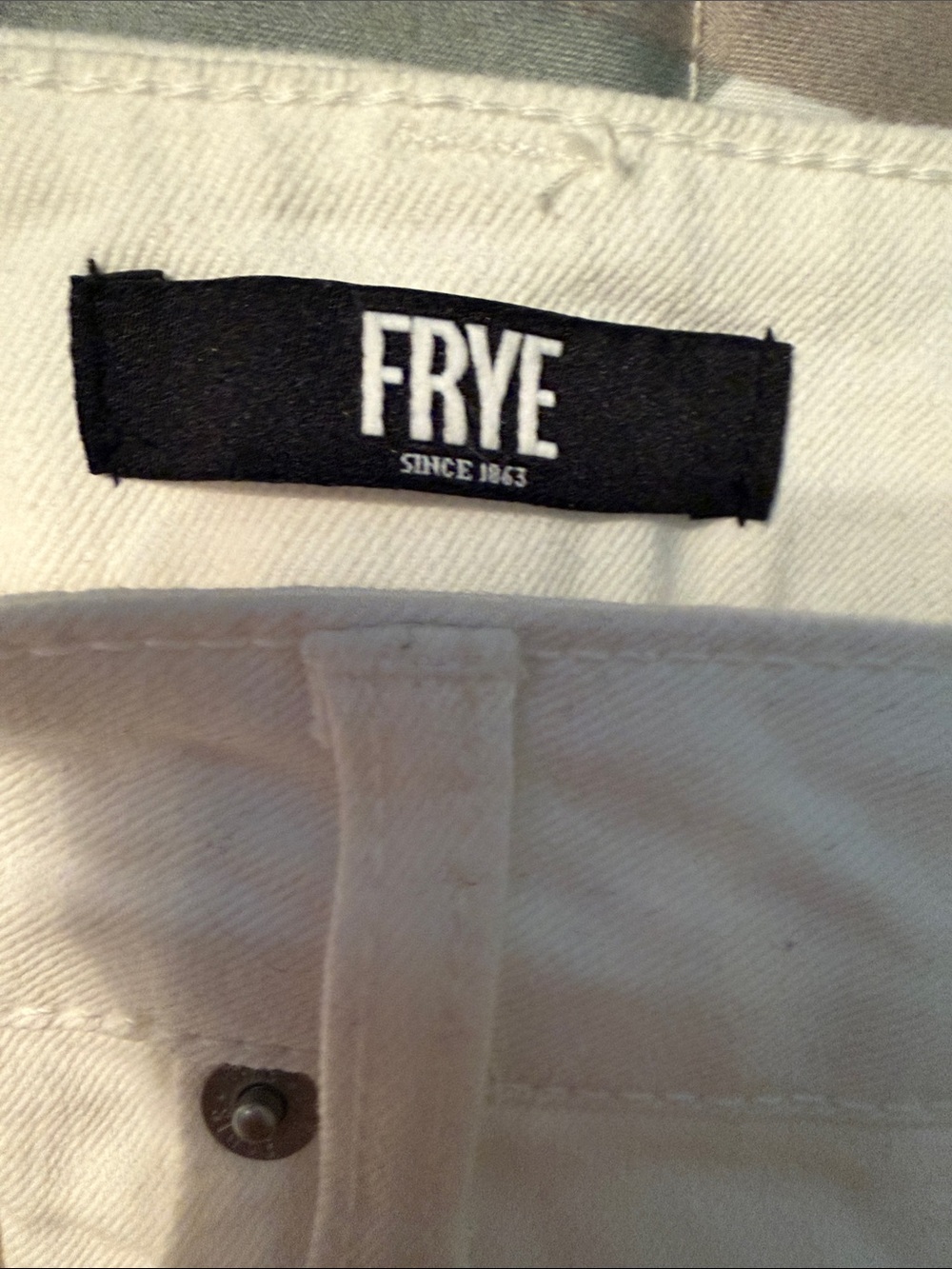 Frye Cream Cotton Blend Pants with Black Logo Tag
